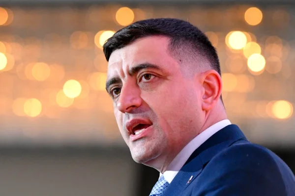 George Simion, după anularea deciziei CCR: „Eu susțin revenirea la democrație. TURUL2ÎNAPOI!”