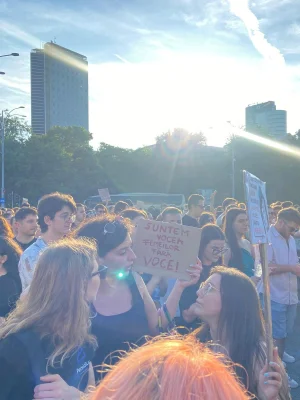 Cum ar fi putut modelul de educație sexuală occidental să salveze viețile femeilor din România abuzate, violate și traficate