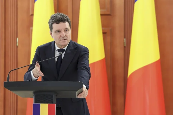 Nicuşor Dan: Suntem alături de toţi cei afectaţi de tragicul accident aviatic din India