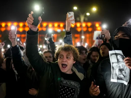 Anchetă: Implicarea Rusiei în alegerile anulate: Șoșoacă, prima opțiune. Georgescu, rezerva