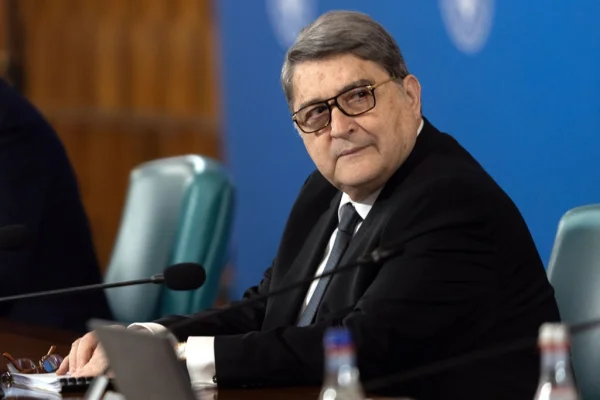Emil Hurezeanu: „Diaspora nu a fost niciodată mai aproape de țară”. Mesajul MAE de Ziua Românilor de Pretutindeni