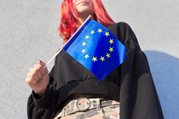 Programul Erasmus+, care sprijină mobilitatea tinerilor și a locurilor de muncă, va primi cu 50% mai multe fonduri în noul buget propus de Comisia Europeană