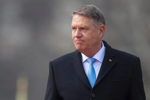 Klaus Iohannis, absent de la ședința solemnă a Parlamentului în care Nicușor Dan depune jurământul de învestire în funcția de președinte al României