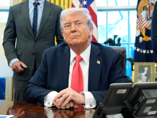 CNN: Furtuna Epstein zguduie Administrația Trump. Conspirațiile MAGA se întorc împotriva Casei Albe