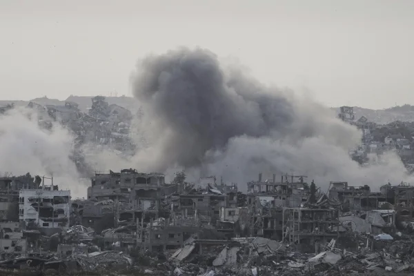 UPDATE. Israelul a lansat atacuri la scară largă în Gaza. Cel puțin 103 persoane au fost ucise