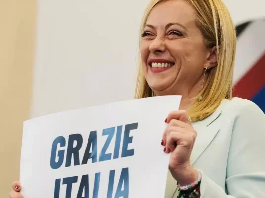 Italia cere răgaz de un deceniu pentru a crește bugetul apărării