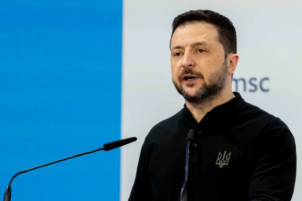 Preşedintele Volodimir Zelenski efectuează miercuri o vizită la Berlin / Pe agendă, sprijinul militar suplimentar pentru Ucraina și posibile măsuri către discuţii de pace ‘tehnice’ cu Rusia