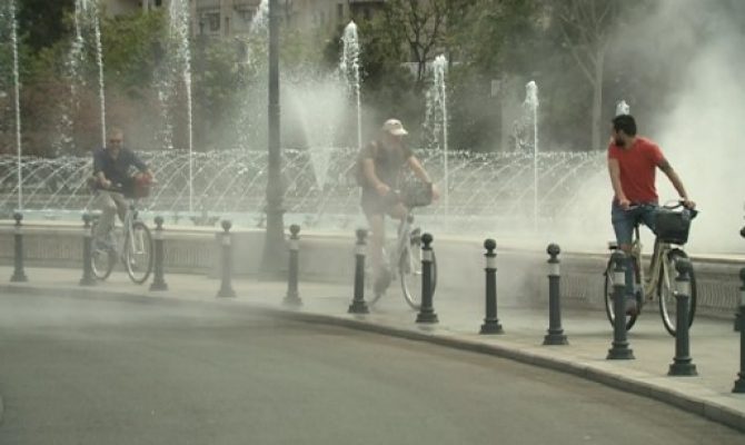 Cum ne protejăm de caniculă. Pompierii trag un semnal de alarmă cu privire riscul de incendii