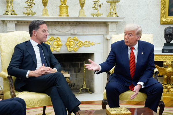 Rutte merge luni la Washington pentru discuții cu Trump. Președintele SUA, așteptat să facă o „declarație majoră”