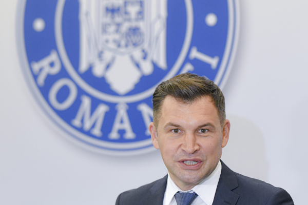 Ionuț Stroe începe o campanie online împotriva mesajelor transmise de frații Tate