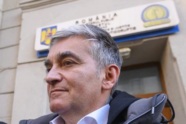 Arestare preventivă pentru primarul orașului Sinaia, Vlad Oprea, cerută de către DNA