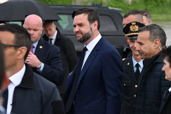 Vicepreședintele Statelor Unite J. D. Vance călătorește în Italia la sfârșitul Săptămânii Mari, pentru întâlniri la nivel înalt la Roma și VATICAN