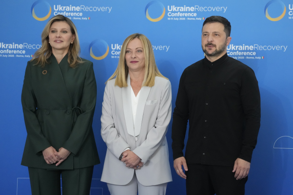 Reconstrucția Ucrainei, discutată la Roma. Costuri: 500 miliarde de euro. Cel mai mare fond de capital comun SUA-Ucraina, creat pentru proiectele mari