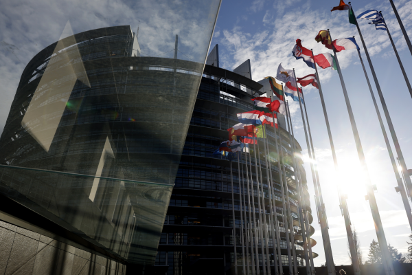 Paisprezece state membre se opun revizuirii bugetului UE de către Comisie