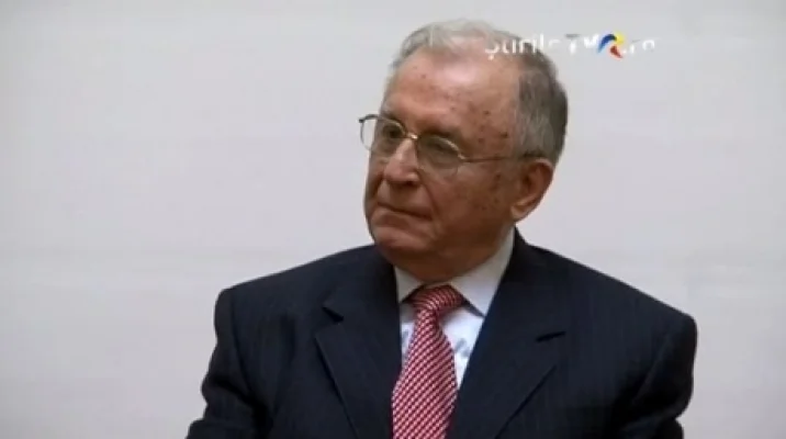 Ion Iliescu, internat la Terapie Intensivă cu simptomatologie respiratorie și stare generală alterată
