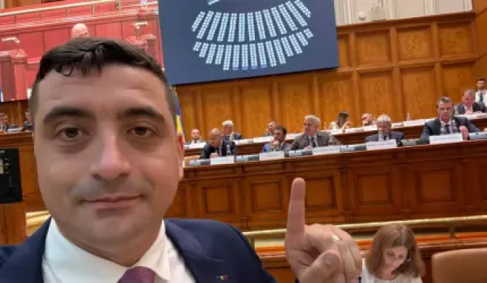 AUR a atacat la CCR legea privind măsurile fiscale, după ce moţiunea împotriva Guvernului Bolojan a picat
