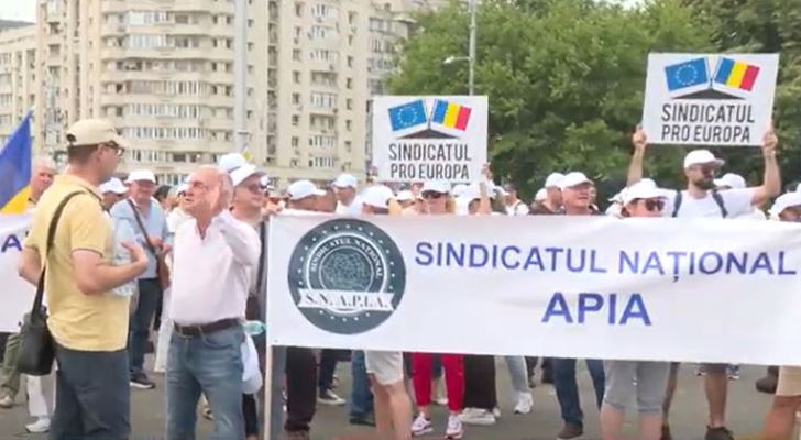 Proteste la Guvern: Peste 1500 de angajați în stradă, nemulțumiți de măsurile de austeritate