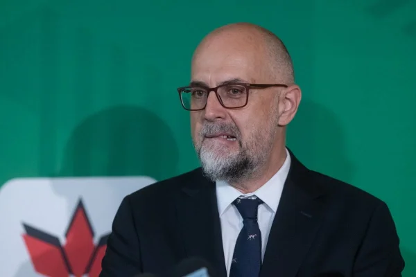 Kelemen Hunor: Se poate forma o majoritate largă dacă va câștiga Nicușor Dan, UDMR n-ar intra într-un guvern minoritar