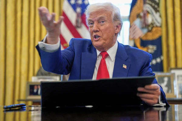 Reuters: 100 de zile ale lui Trump la Casa Albă: Președintele ”America First” răstoarnă ordinea mondială