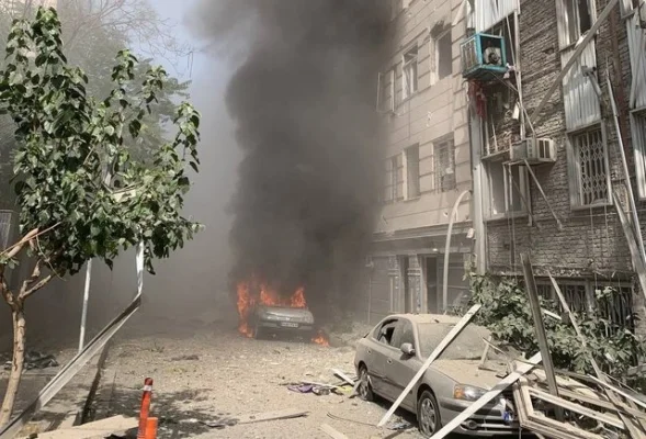 Cinci maşini-capcană ar fi fost detonate la Teheran, susţine presa iraniană oficială, care dă vina pe Israel. Explozii la reţeaua de canalizare şi apă din capitala iraniană - VIDEO