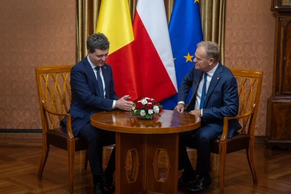 VIDEO Nicușor Dan, discurs la mitingul electoral din Varșovia: 'Credeţi în victoria voastră, aşa cum noi am crezut în victoria noastră'