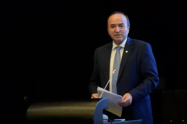 Se reia turul 2? Un fost judecător CCR clarifică afirmațiile lui Călin Georgescu: „Au izul unei amenințări, e faptă penală”