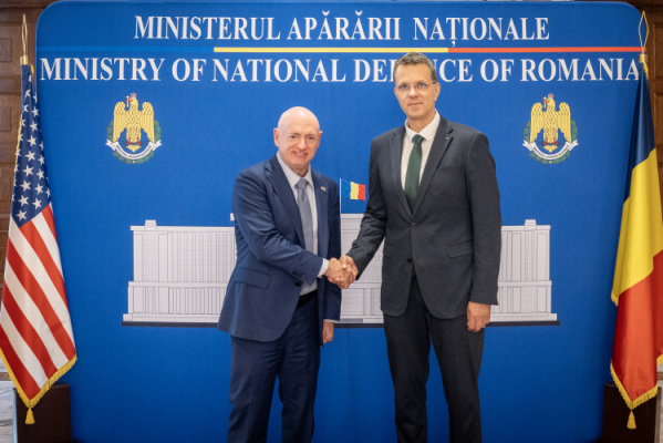 Moșteanu - întâlnire cu Mark Kelly (SUA): Securitatea regiunii Mării Negre e strâns legată de securitatea euroatlantică