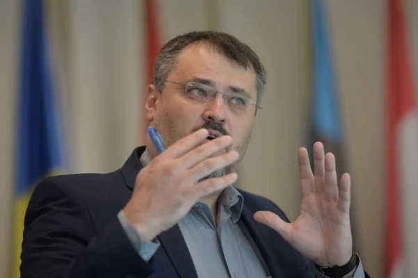 Ghinea îl acuză pe Rafila că blochează informații despre spitalele din PNRR: „De aici a pornit tot”