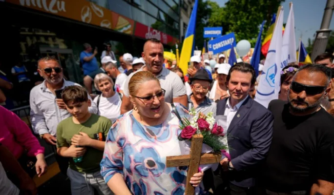 VIDEO Diana Șoșoacă, mesaj antisemit și pro legionar în Parlament: 'Trăiască Legiunea și Căpitanul'