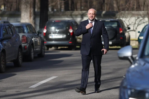 Un lider PSD vrea participarea partidului la discuțiile privind viitorul guvern. „Clasa politică să arate că a înțeles semnalul”