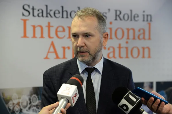 Ștefan Deaconu, posibilă propunere la CCR din partea președinției / A făcut parte din echipa de juriști care a reprezentat cu succes statul român în procesul cu Roșia Montană / Care este strategia PSD pentru a-și păstra majoritatea la CCR