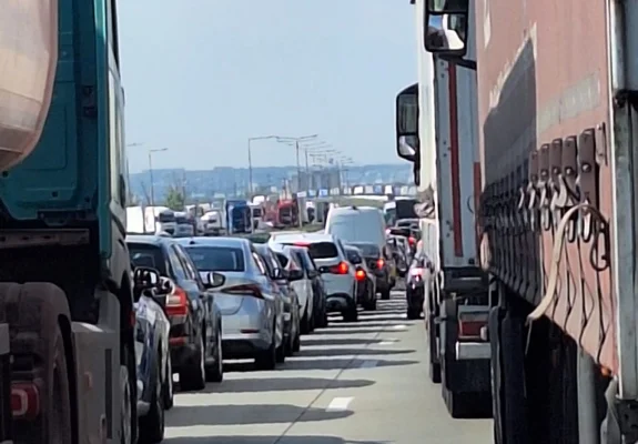 Ministrul Transporturilor a cerut instituţiilor şi companiilor din subordine proiecte de eficientizare şi reorganizare