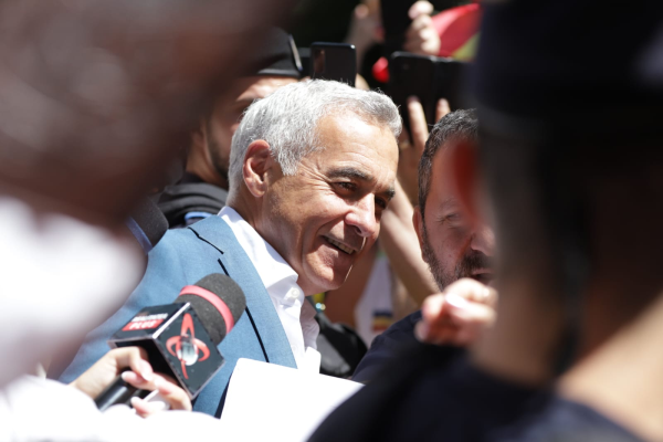 Călin Georgescu, ars la buzunar cu 200.000 dei pentru încălcarea legii. Topul amenzilor date de AEP politicienilor și partidelor în 2024 și 2025