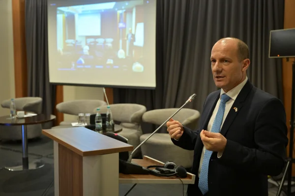 Ambasadorul Israelului la București: România „ a ajutat din culise la eliberarea ostaticilor”