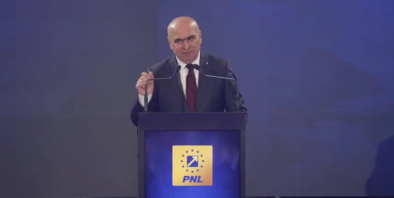 Bolojan: Deficitul bugetar a fost cauzat de risipa banului public și parazitarea statului prin sinecuri