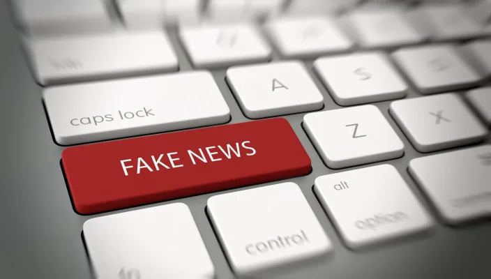 DNSC avertizează că au revenit videoclipurile deepfake în care persoane cu notorietate par că girează oportunităţi de investiţii