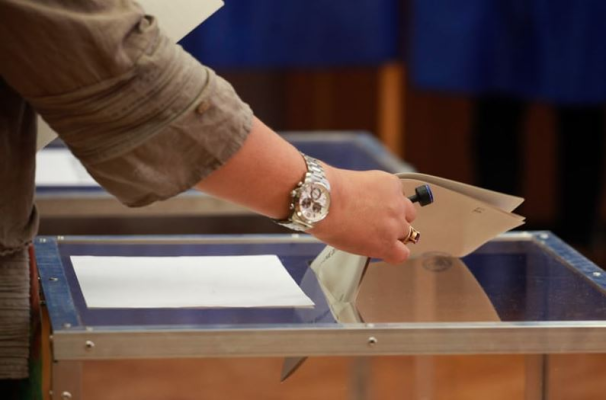 Primul vot din diaspora începe în Noua Zeelandă: peste 1 milion de români din străinătate aleg președintele în turul doi