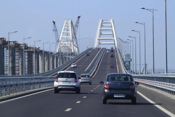 Nou atac ucrainean asupra podului spre Crimeea. Fost comandant NATO: „Putin culege ceea ce a semănat”