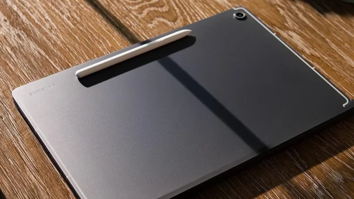 Samsung pregătește lansarea unui Galaxy Z Fold Ultra cu AI dedicată formatului pliabil
