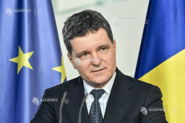 Nicușor Dan atacă la CCR o altă lege inițiată de deputatul Silviu Vexler referitoare la regimul cultelor
