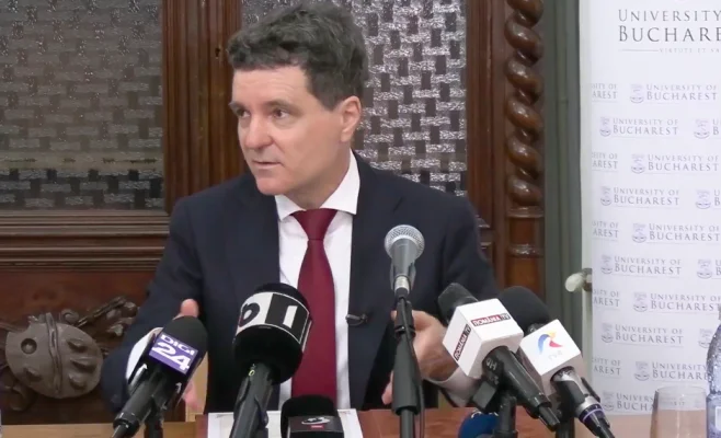 Nicușor Dan a semnat pentru o Românie democratică: „Credeam că direcția Occidentală a României nu mai poate fi repusă în discuție”