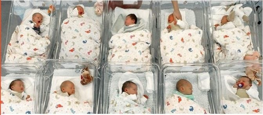 Regatul Unit lansează o anchetă la nivel naţional privind maternităţile după dezvăluirea a numeroase nereguli