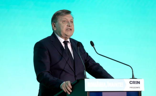 Crin Antonescu, mesaj despre turul doi: „Am dreptul să nu fiu luat în turmă pentru o nouă salvare a țării”
