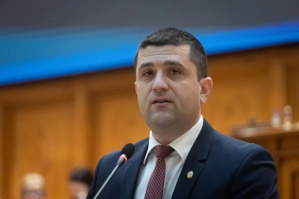 Radu Miruță, dezvăluiri din culisele coaliției de guvernare: „Lucrurile se întâmplă așa pentru că se joacă un pic teatru” (VIDEO) - B1TV.ro