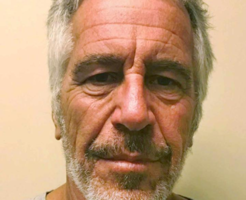 Dosarul Epstein aruncă în aer relația dintre Trump și susținătorii lui din MAGA