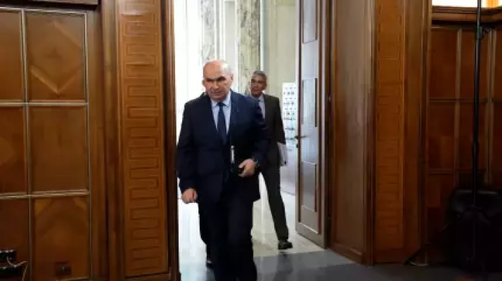 Video Guvernul trăia în lux în timp ce deficitul exploda: şoferi, ospăţ după şedinţe şi băuturi la suprapreţ
