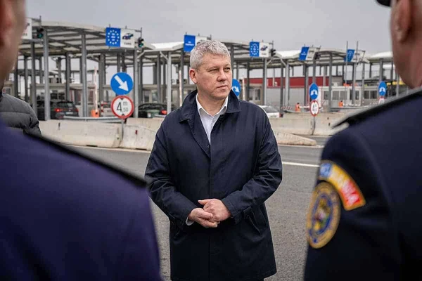 Ministrul Cătălin Predoiu a vizitat Punctul de Trecere a Frontierei Nădlac-Csanadpalota