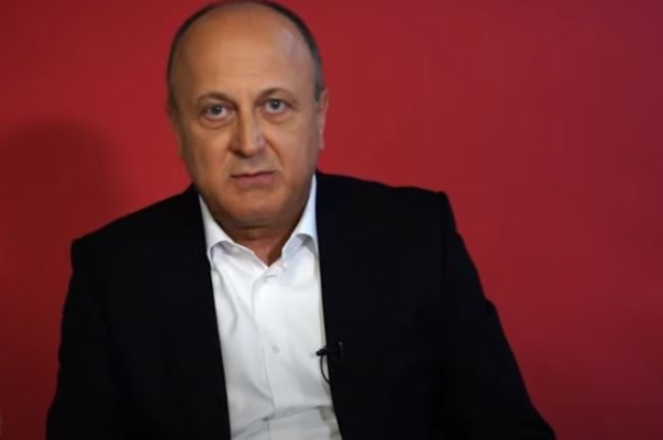 Şucu (Concordia): Somăm Guvernul să înceteze transmiterea ineficienţei şi proastei gestiuni către firmele private şi cetăţeni