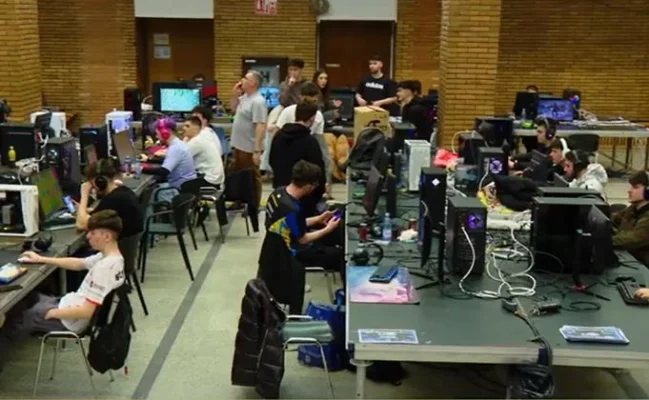 E-Fest, cel mai mare festival de gaming din România, la Politehnica București: Competiție, educație și tehnologie