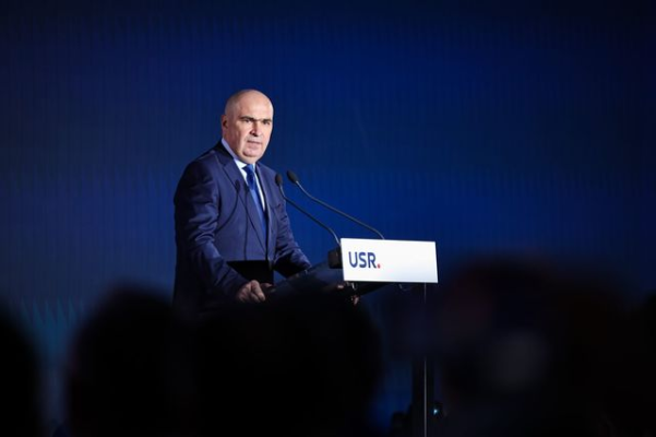 UPDATE - Congres USR - Bolojan: Vremea vorbelor a trecut şi în faţa noastră stă vremea faptelor! Foarte probabil că acest Guvern va fi un guvern de sacrificiu - VIDEO